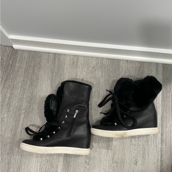 Donna Karen wedged fur lined winter boots - Picture 6 of 11